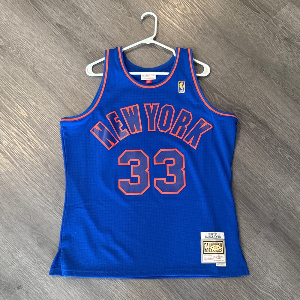 New York Knicks - Ewing Mitchell & Ness Jersey